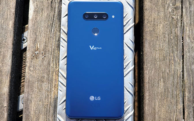 LG V40 ThinQ − test na dlani