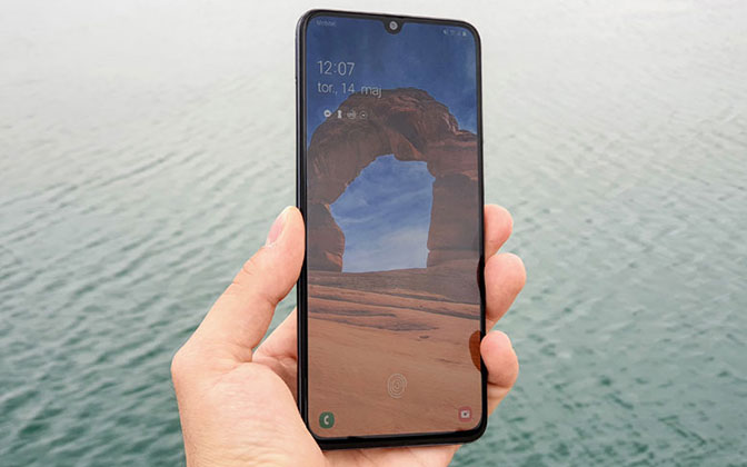 Samsung Galaxy A70 – test na dlani