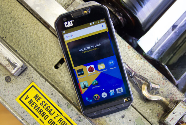 Cat ® S60
